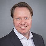 Riku Nisula, Kiinteistökaari